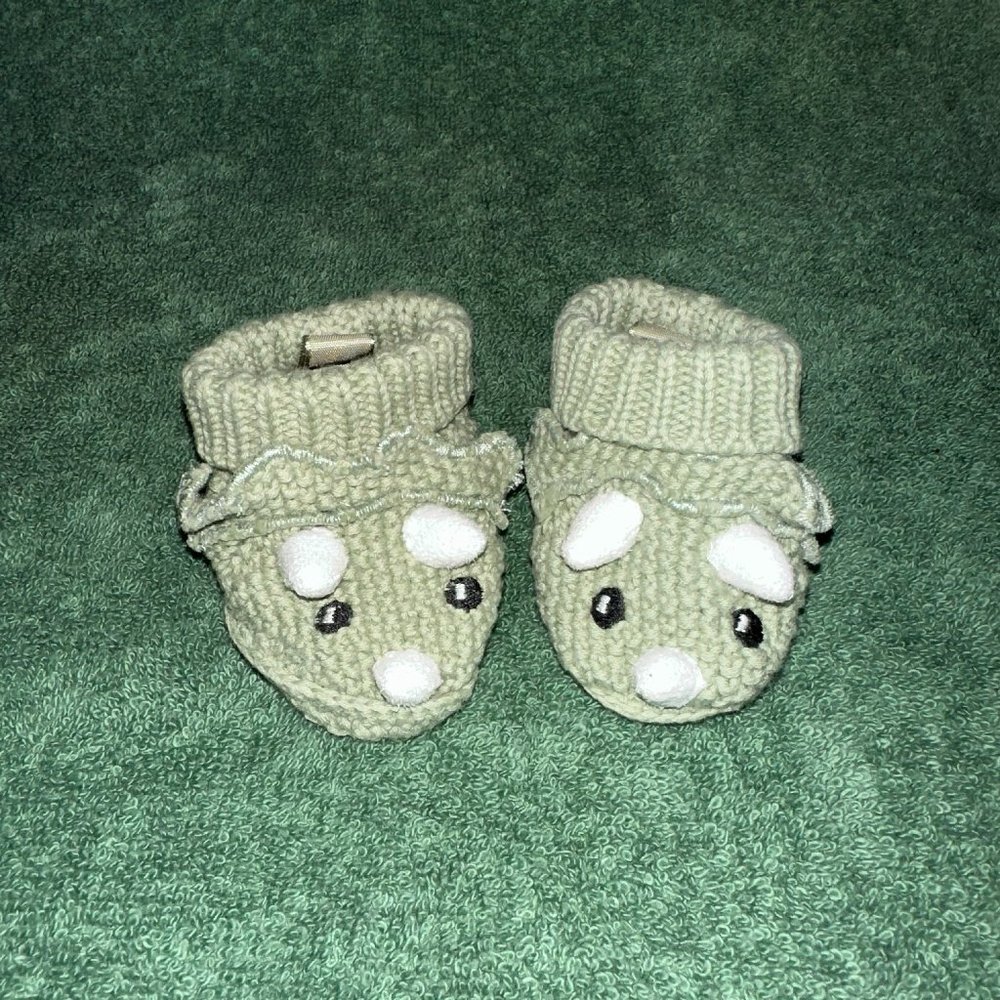 BABY KNITTED SHOES